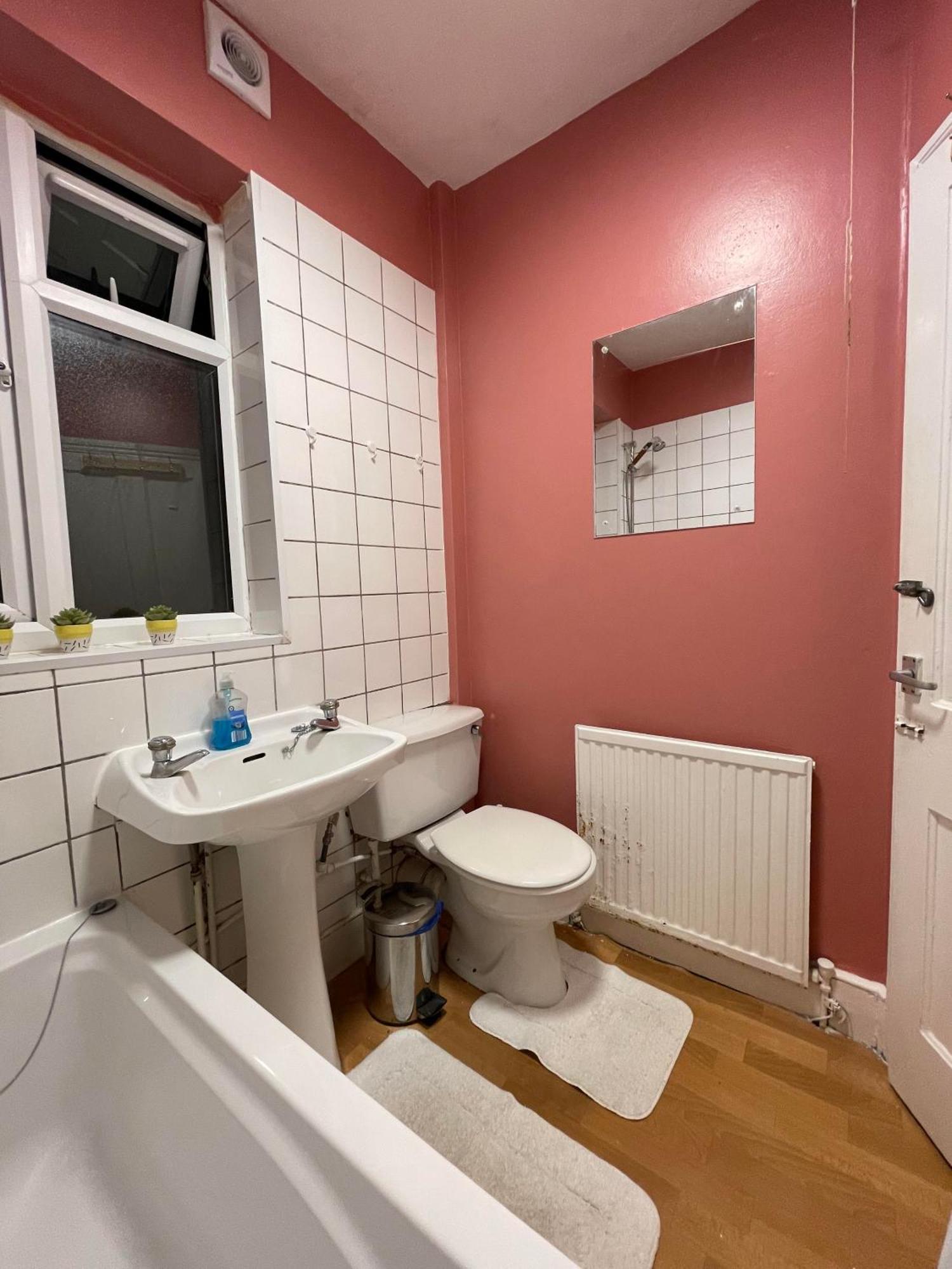 Spacious Room Londra Dış mekan fotoğraf